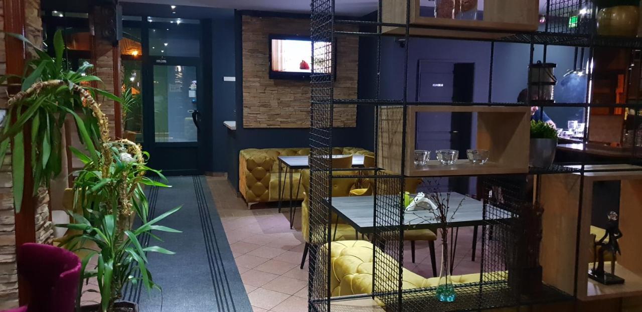 Hotel S Berane